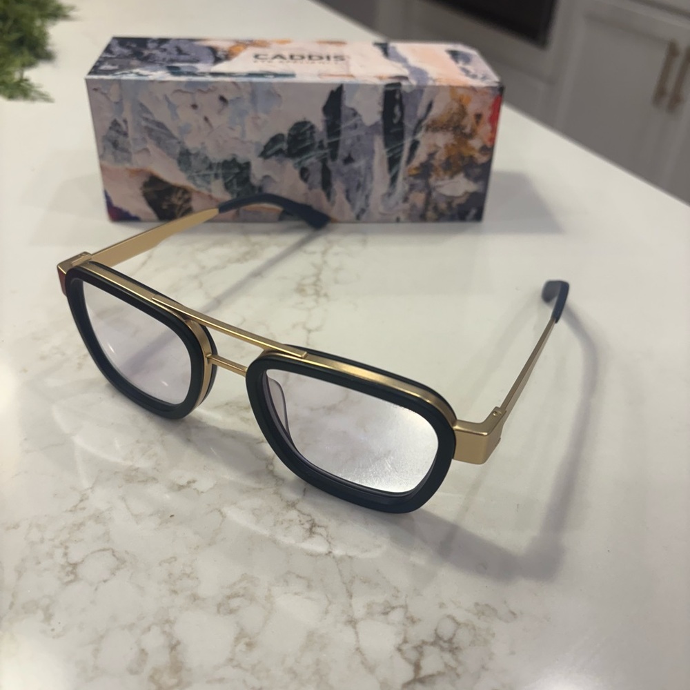Caddis Modern Black Eyewear - Picture 2 of 5